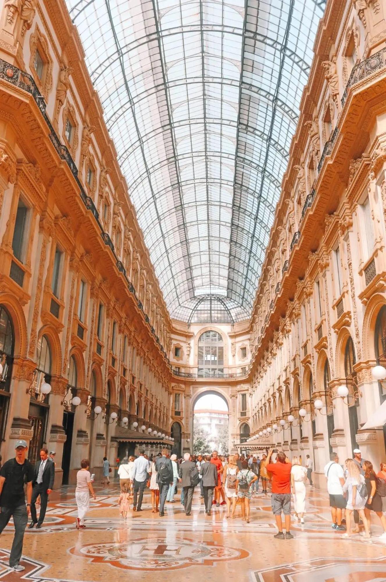 The Boutique Houses - Iconic Suite In Galleria Duomo With Private Parking 米兰 外观 照片